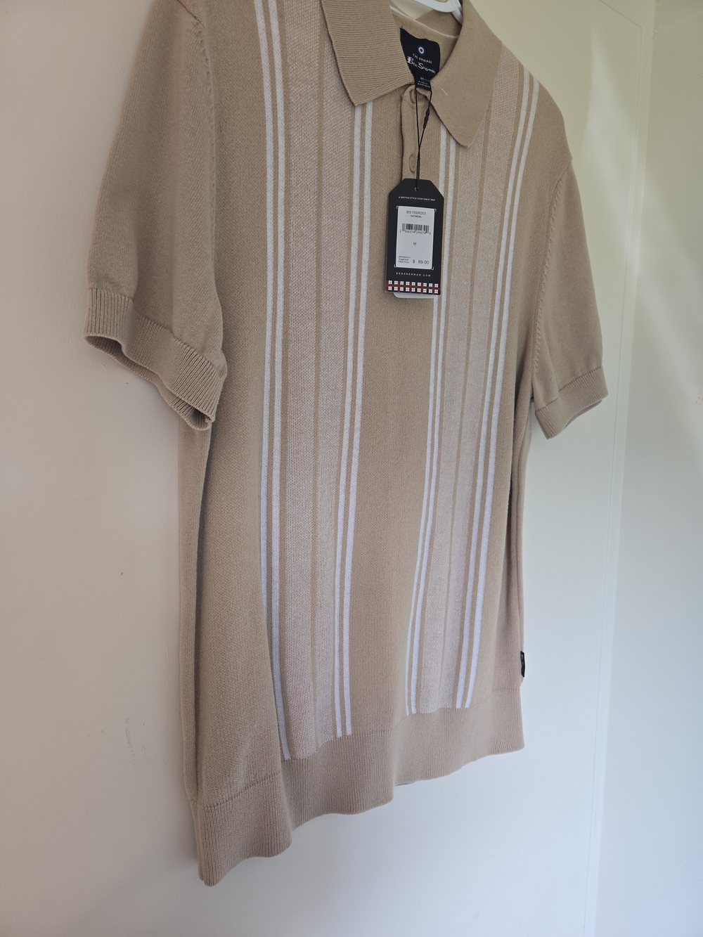 Ben Sherman M Tan Polo with White Vertical Stripes Knit Org. 89.00 - Picture 5 of 6